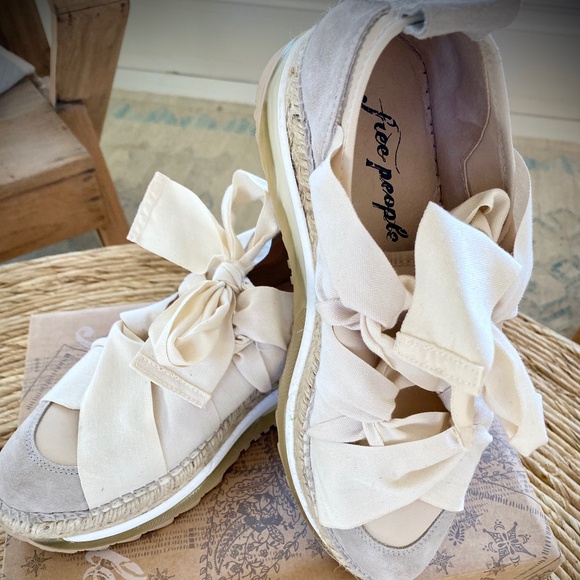 Free People Ribbon Tie Sneakers 8 (38) - Picture 1 of 3